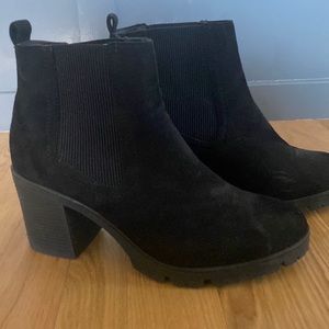 Topshop Chelsea booties sz 11